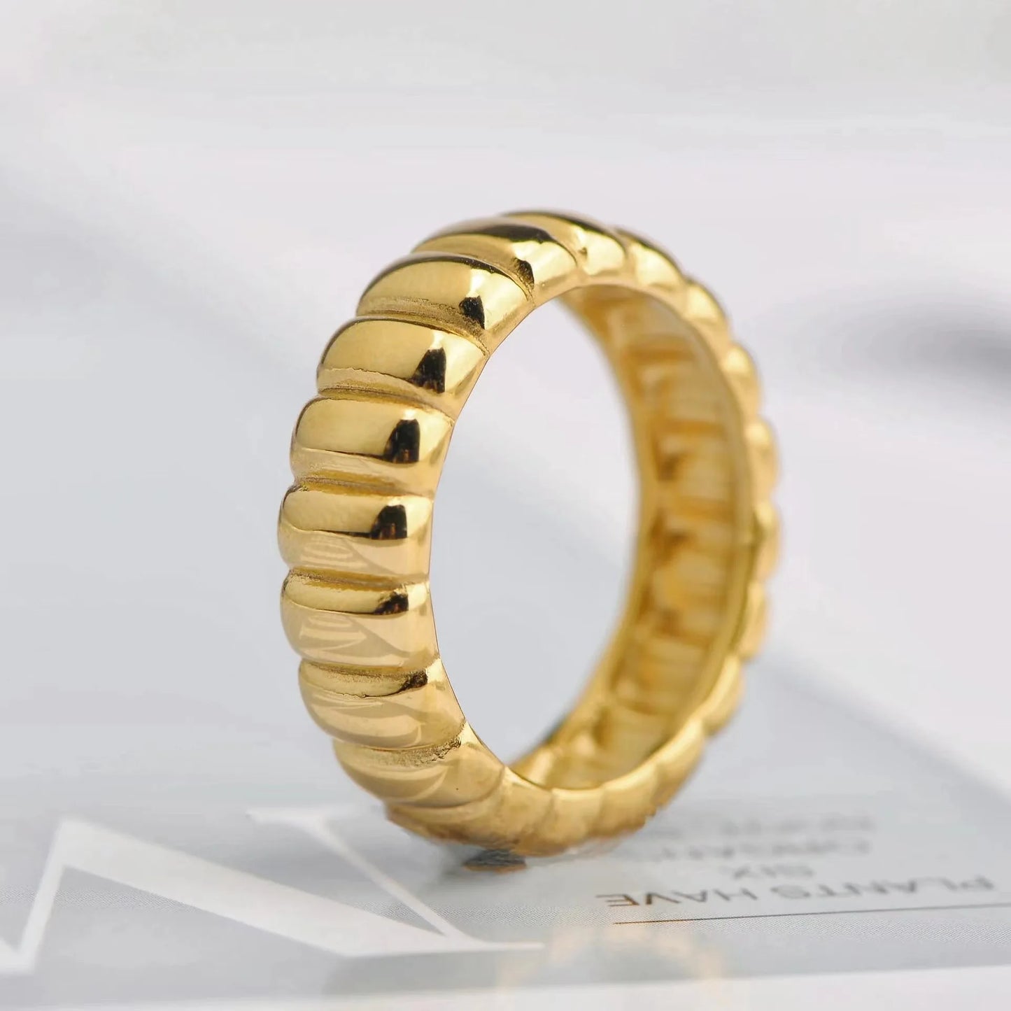 Geometric Wave Band Ring Line Dome Wedding Ring Curved Simple Metal Creative Men's And Women's Jewelry