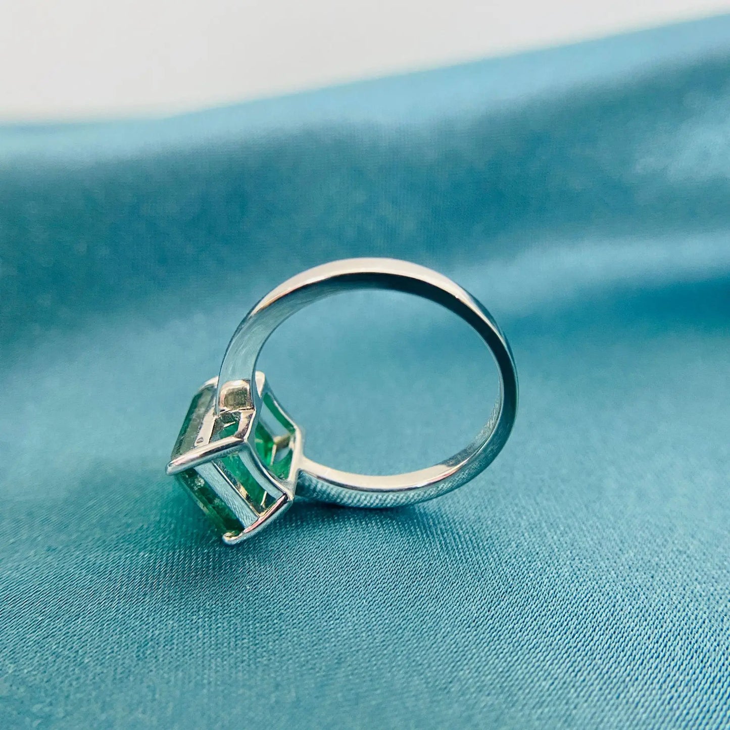 Emerald Zirconia Sterling Silver 4 Carat Rings For Women