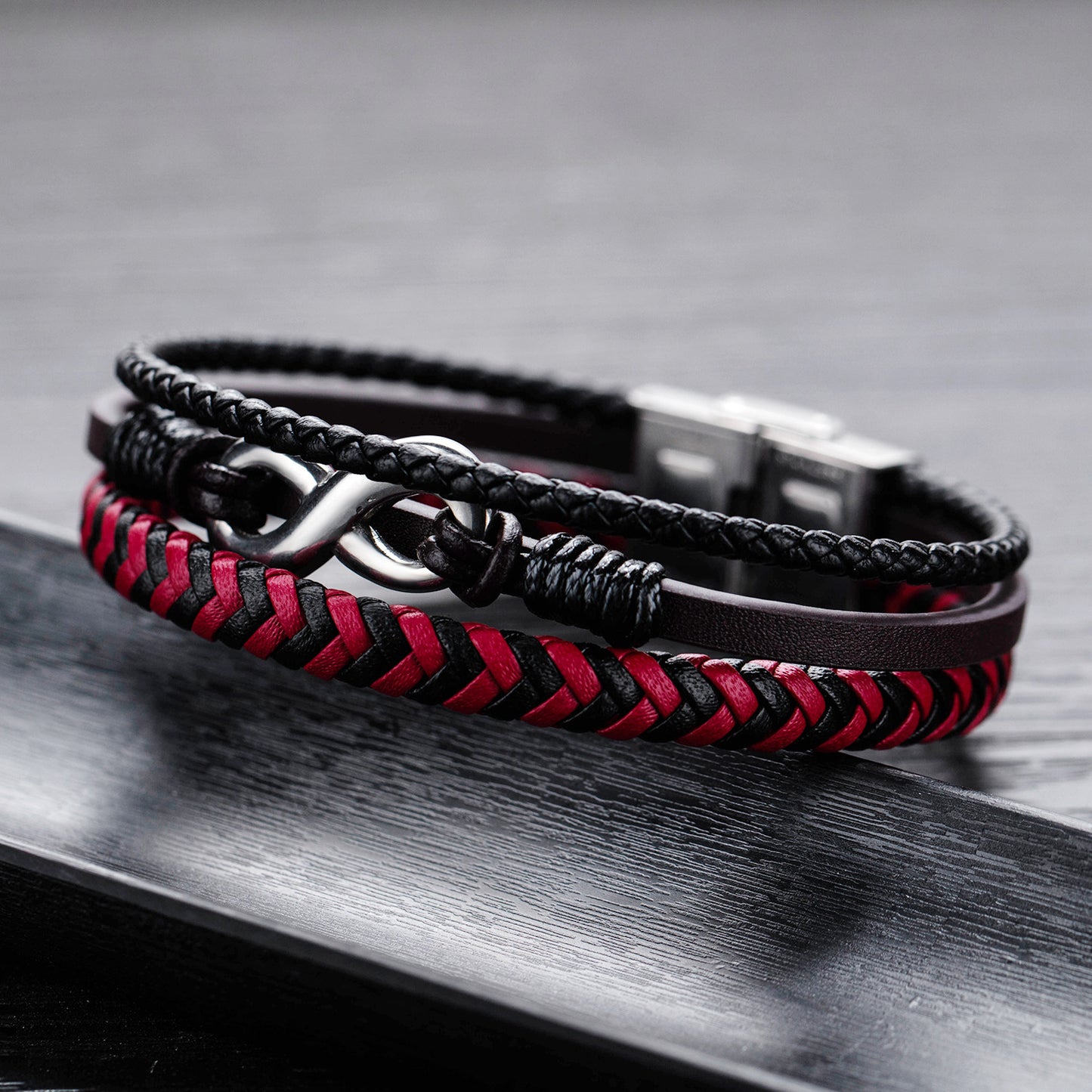 Cowhide infinity 8-character Bracelet