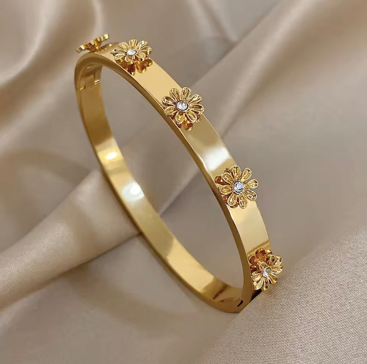 Stainless Steel Flower Cuff Bangle Bracelet Jewellery