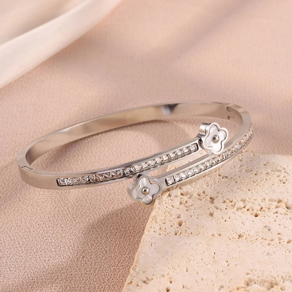 3Pcs/Sets Stainless Steel Clover Flower Cross Nail Bracelet for Women