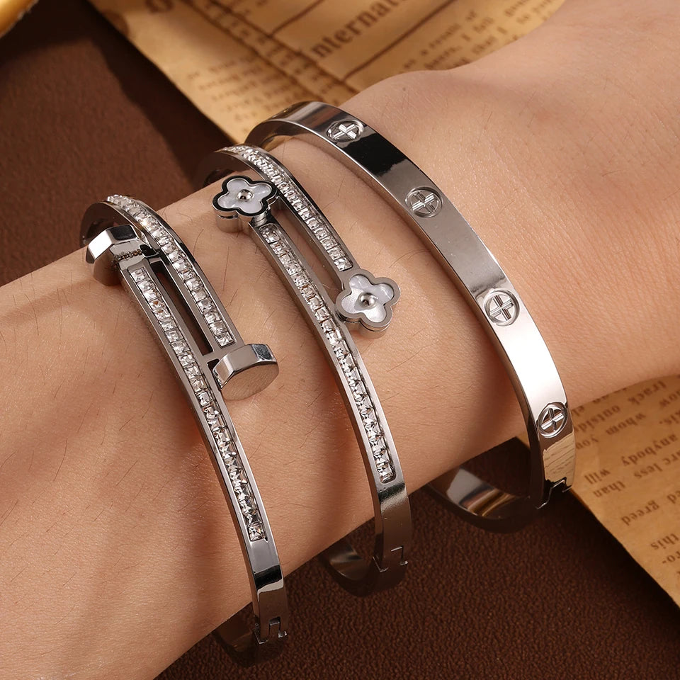 3Pcs/Sets Stainless Steel Clover Flower Cross Nail Bracelet for Women