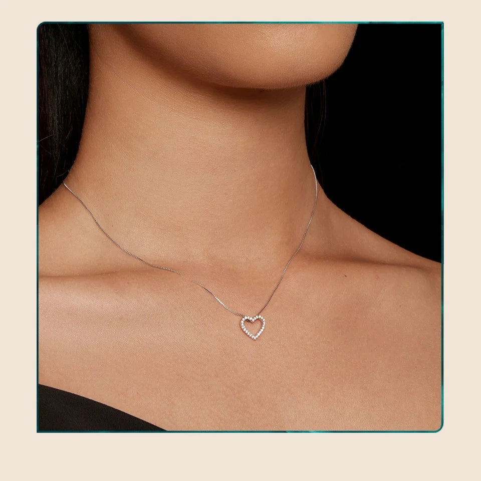 Heart Necklaces for Women, D Color VVS1 Moissanite 925 Sterling Silver Minimalist Heart Pendant Necklace